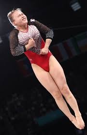 读懂对手的下注尺寸：为什么“小额试探”通常意味着弱牌？（下注大小解读：小额试探为何常是弱牌信号）